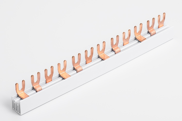 KASEEY Fork type, 4 phase busbars (M6)