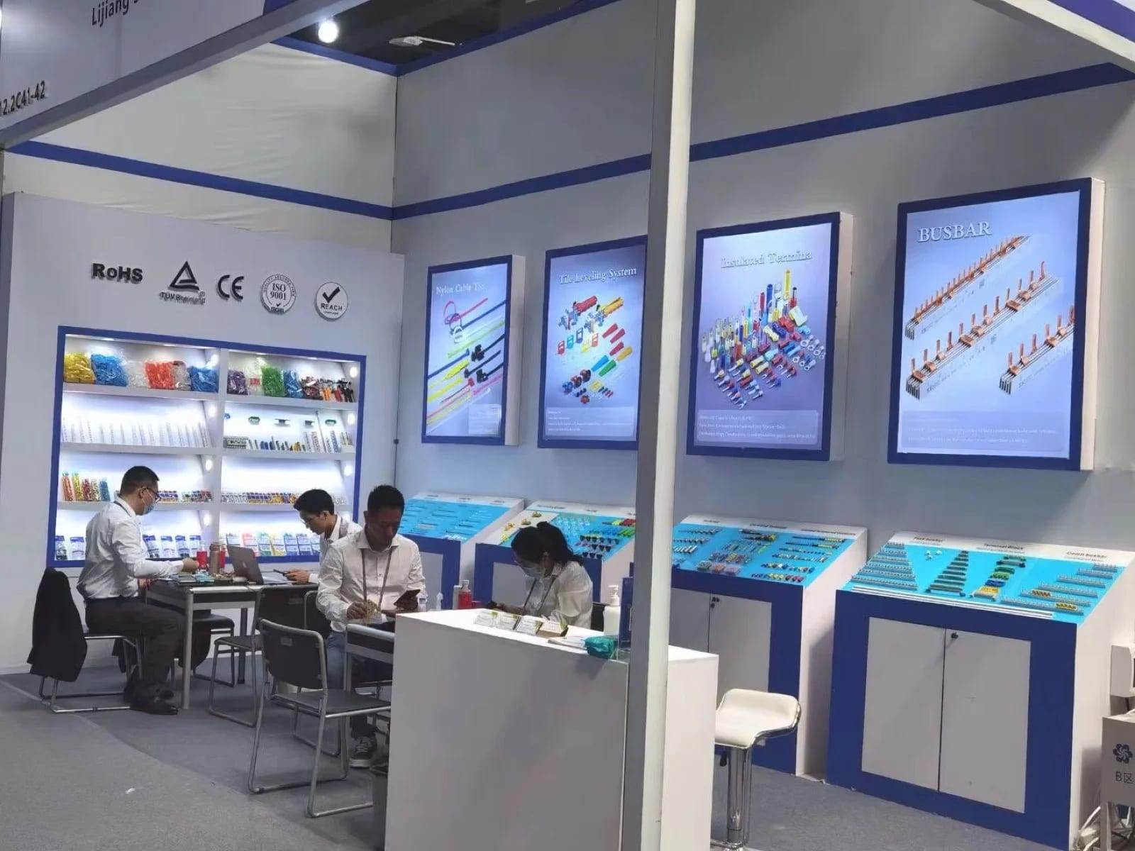 KASEEY electrical product display at an exhibition