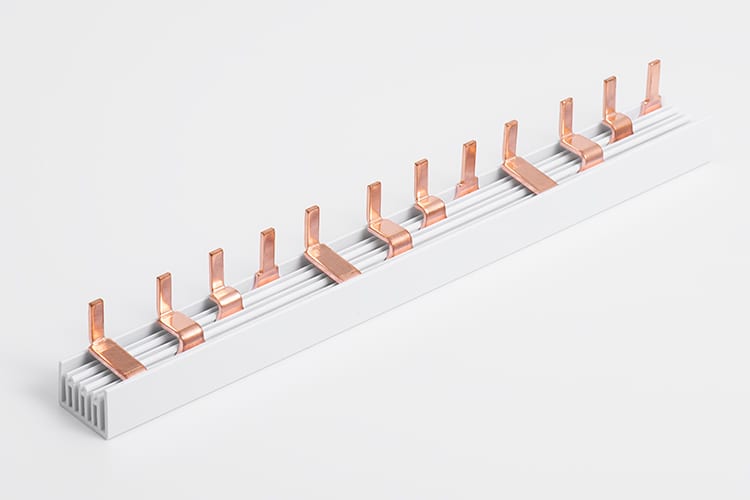 Tipo de pin, 4 fases barras colectoras P-4L product family